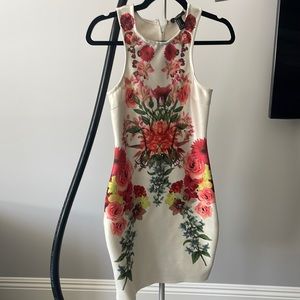 Bodycon floral dress